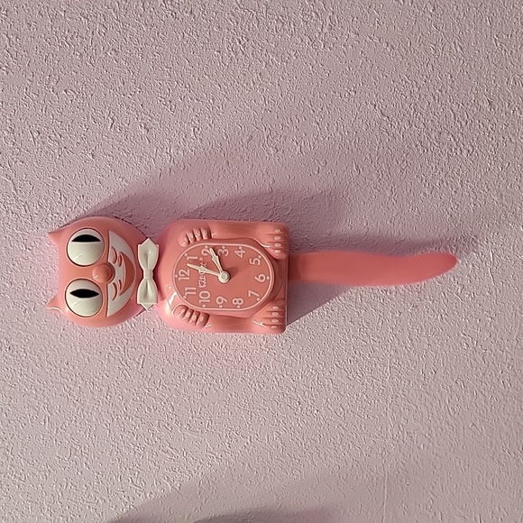 Kit-Cat Klock Other - Rare Retired FADED PINK Kit Cat Klock Clock